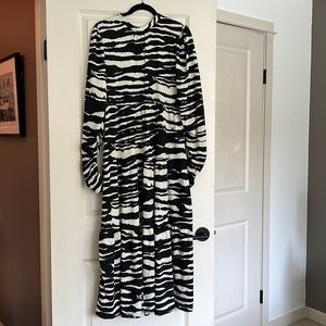 Topshop LS Tiered Midi Dress